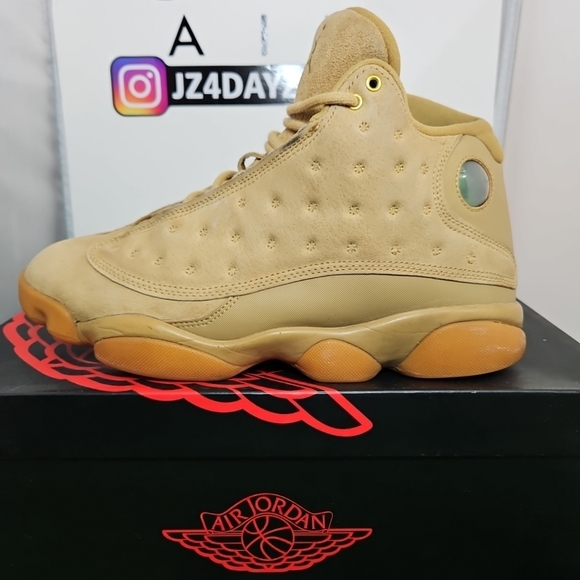 Nike Air Jordan 13 Retro Wheat 2017 Size 8 Men (9.5 Wmn) Fits Women size 9.5, m - Picture 4 of 15